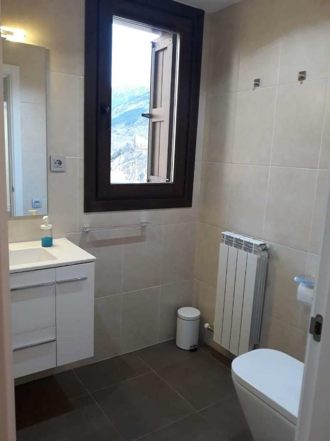 Pleta Del Mon Atico Apartment Benasque Ngoại thất bức ảnh