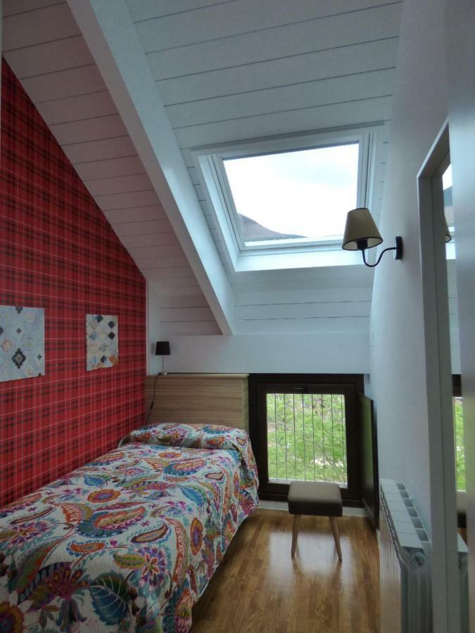 Pleta Del Mon Atico Apartment Benasque Ngoại thất bức ảnh